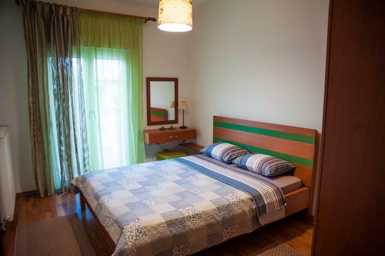 Two Bedroom Apartment Thessaloniki Exterior photo